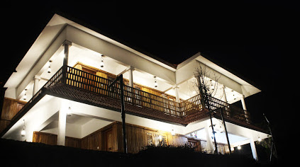 Camel Back Resort
